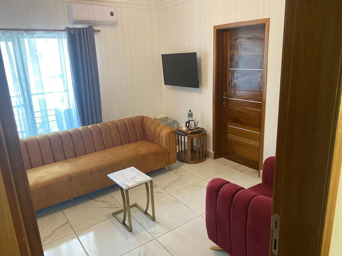 Hotel Residence La Corniche Dakar Bagian luar foto