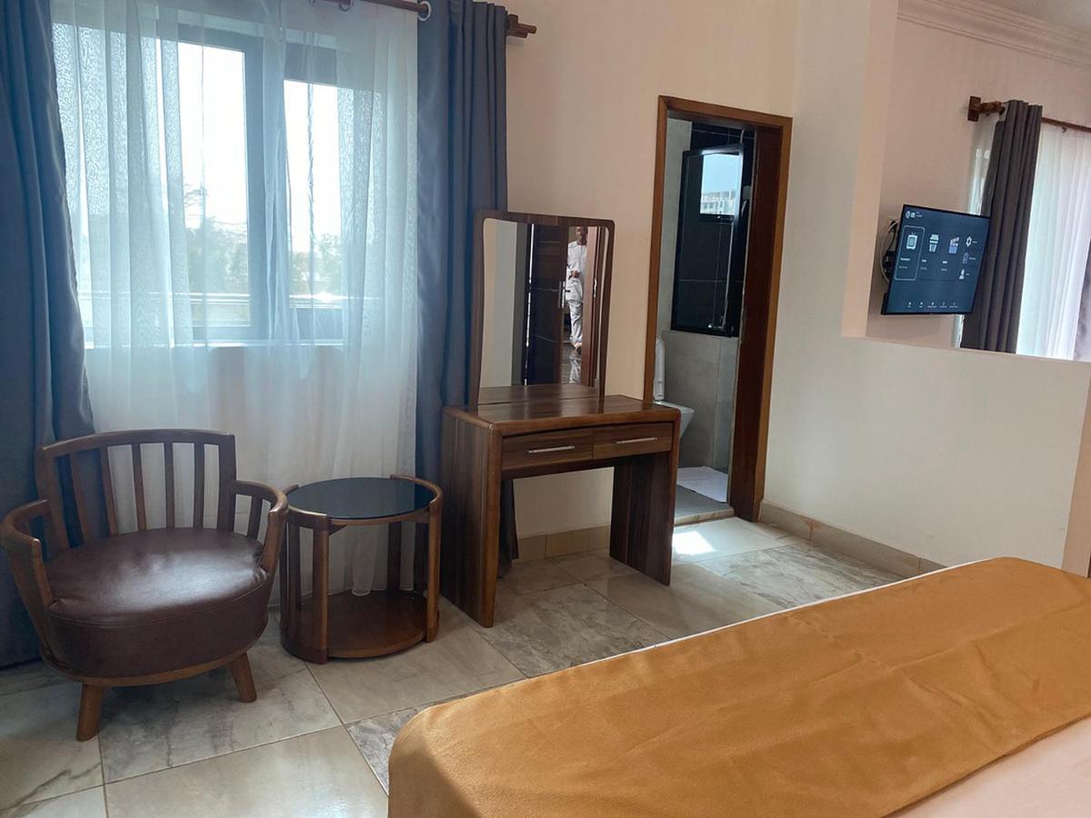 Hotel Residence La Corniche Dakar Bagian luar foto