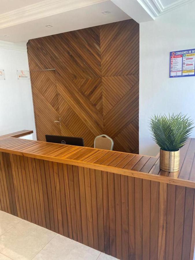 Hotel Residence La Corniche Dakar Bagian luar foto